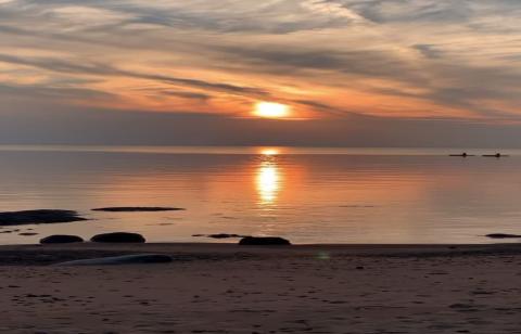 A beautiful sunset kayak on Lake Superior 