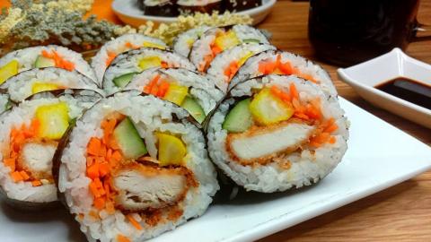 HOW TO MAKE RICE ROLL WITH CHICKEN FILLET INSIDE // CHICK...