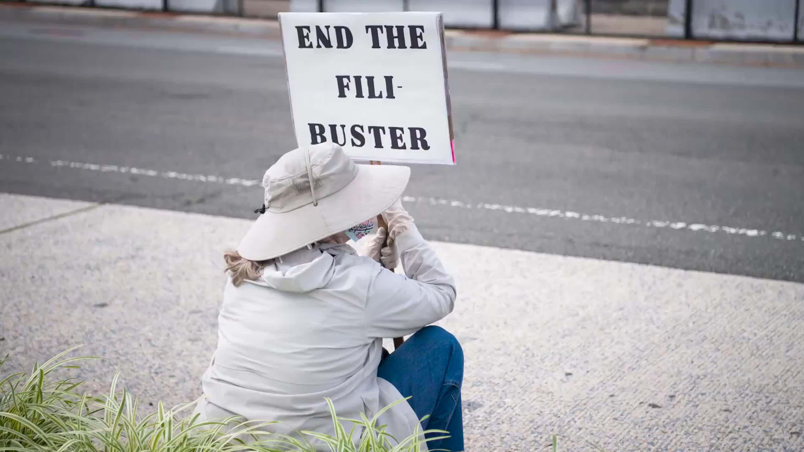 Voting Rights Bill Dies As Manchin, Sinema Back GOP Against Filibuster ...