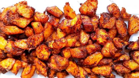 How To Make Spicy Fried Ripe Plantain At Home (Kelewele)....