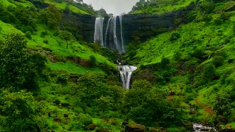 Beautiful waterfall to visit near mumbai
