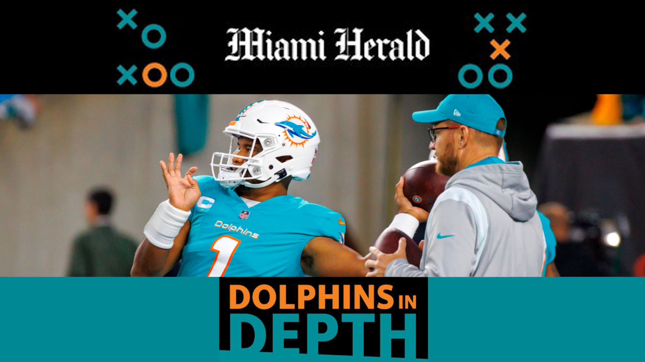 Teddy Bridgewater, Miami Dolphins quarterback, draws up a play for his old  high school team - Sports Illustrated High School News, Analysis and More