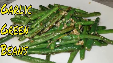 Pan Seared Garlic & Herb Green Beans | #Pan #Seared #Garl...
