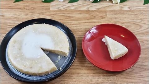 5 Ingredient Lemon Crazy Cake (No Eggs, Butter or Milk)