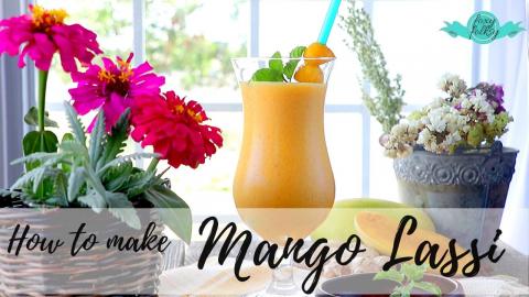 MANGO LASSI (MANGO YOGURT SMOOTHIE)