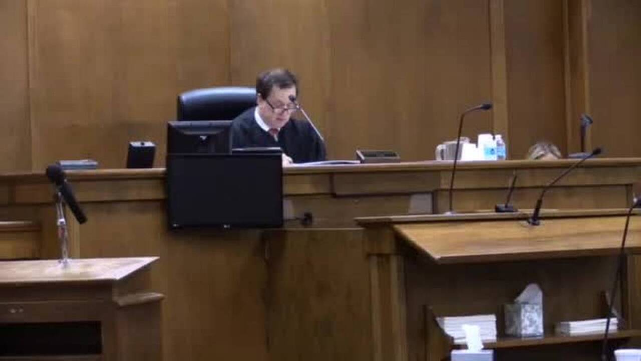 Judge orders Macon lawyer Veronica Brinson to jail Macon Telegraph