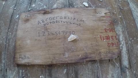 ABANDONED SCHOOL YIKES...