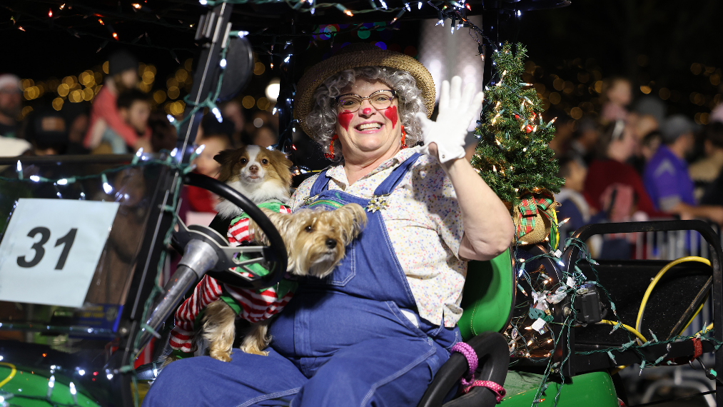 Hundreds gather for annual Rock Hill Christmas Parade Rock Hill Herald