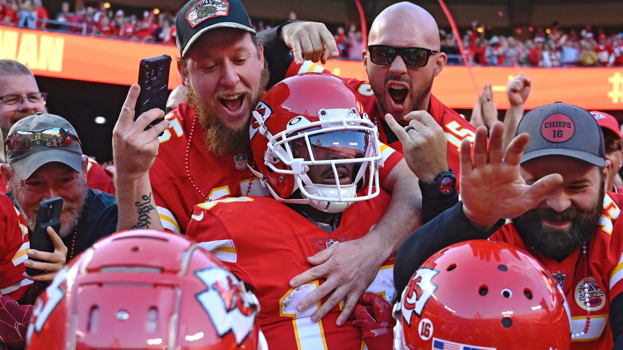 KC Chiefs lost 38-20 to Buffalo Bills in 10/10/21 NFL game