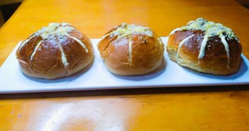 Korean Butter Garlic Creamcheese Bread Recipe | Creamchee...