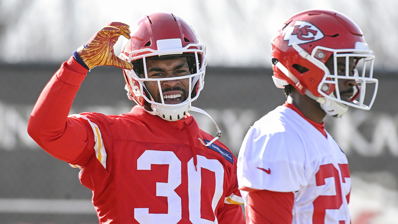 Chiefs' Kareem Hunt isn't acting like he's made it