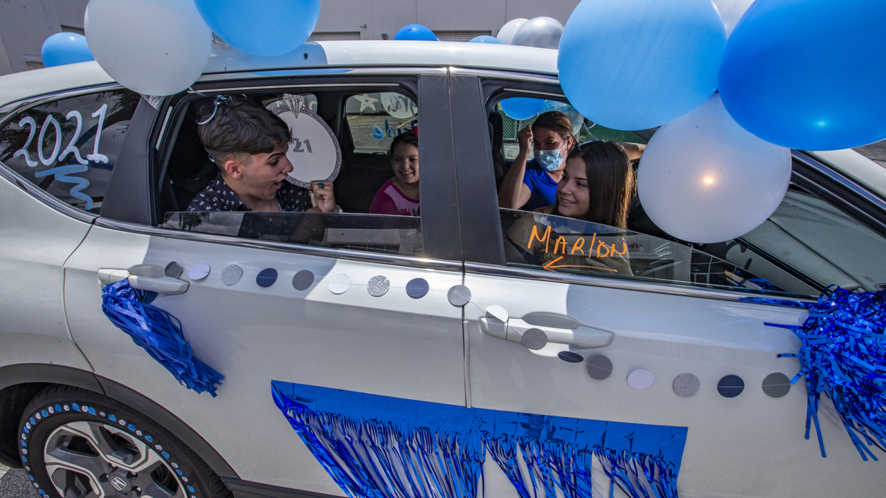 COVID19, Herff Jones, Miami Ring Parade, estudiantes de secundaria