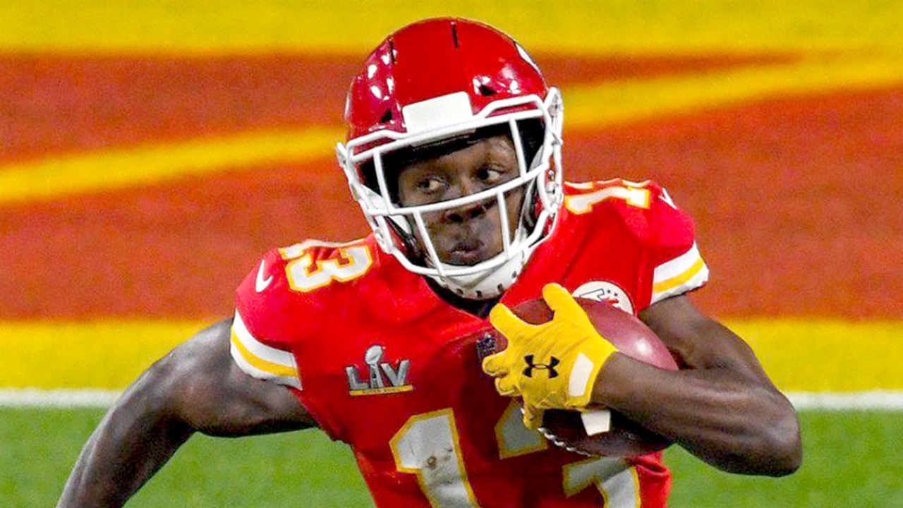 Former Chiefs WRs Tyreek Hill, Byron Pringle compare exits