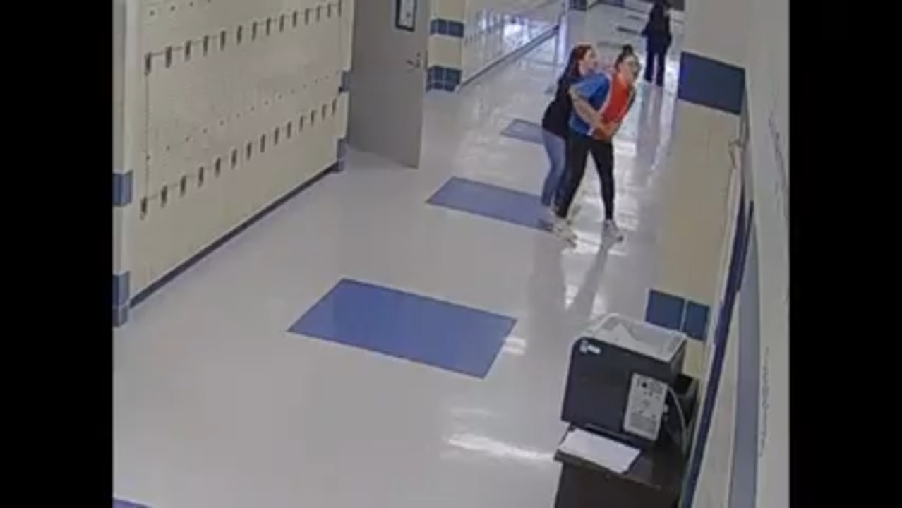 Video: TX teacher gives Heimlich maneuver to choking student | Fort ...