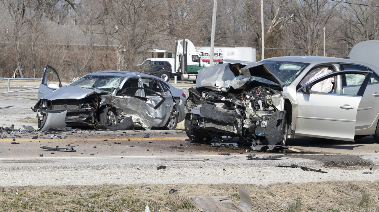 Serious crash in Cahokia Heights, Illinois injures several | Belleville ...