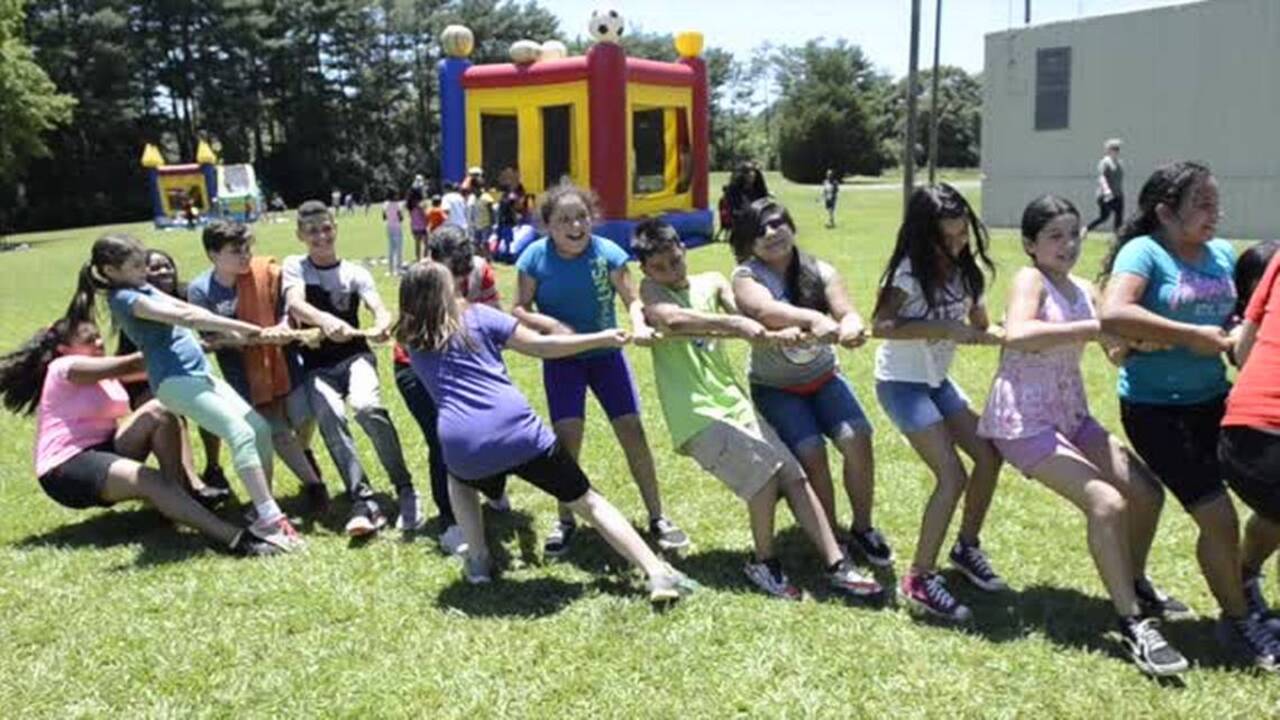 Starmount Elementary has festival for students | Charlotte Observer