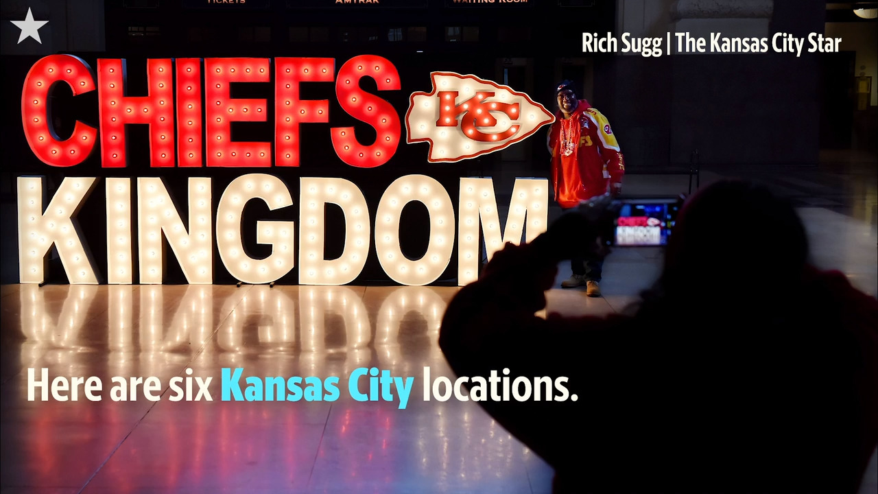 Chiefs Championship Photo Op at Union Station