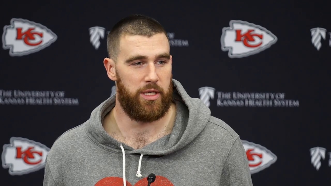 Chiefs' Travis Kelce used the Lombardi Trophy as a beer luge after winning Super  Bowl LIV 