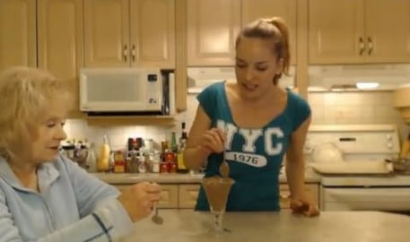 How to Make Decadent Chocolate 'Pick Me Up' Mousse: Cooki...