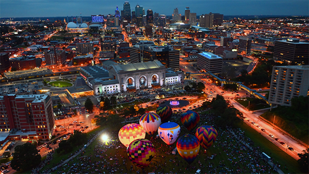 Hot air balloons aglow at the Liberty Memorial in Kansas City Kansas City Star