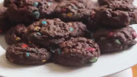 Baking Chocolate M&M Cookies | SweetTreats