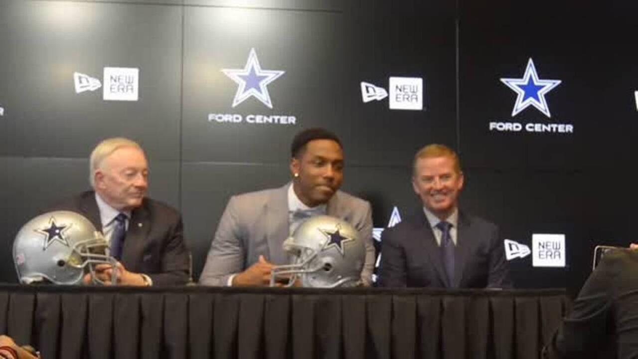 November 05, 2018:.Dallas Cowboys defensive end Taco Charlton (97)  celebrates as the defense forces a turnover.during an NFL football game  between the Tennessee Titans and Dallas Cowboys at AT&T Stadium in  Arlington