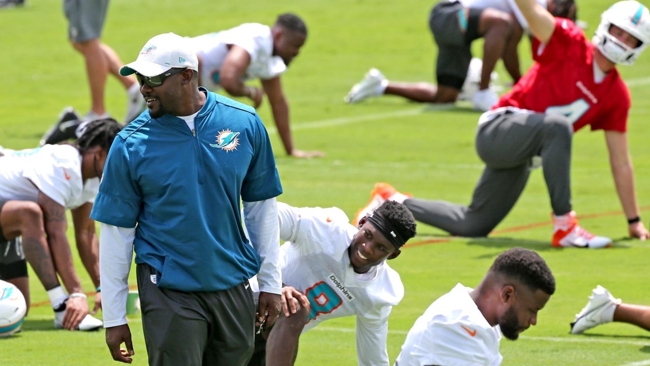 Rookie Honor for Raekwon - Sports Illustrated Miami Dolphins News, Analysis  and More