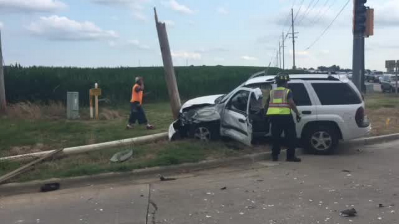 Injuries in car accident on Illinois 177 near Belleville IL
