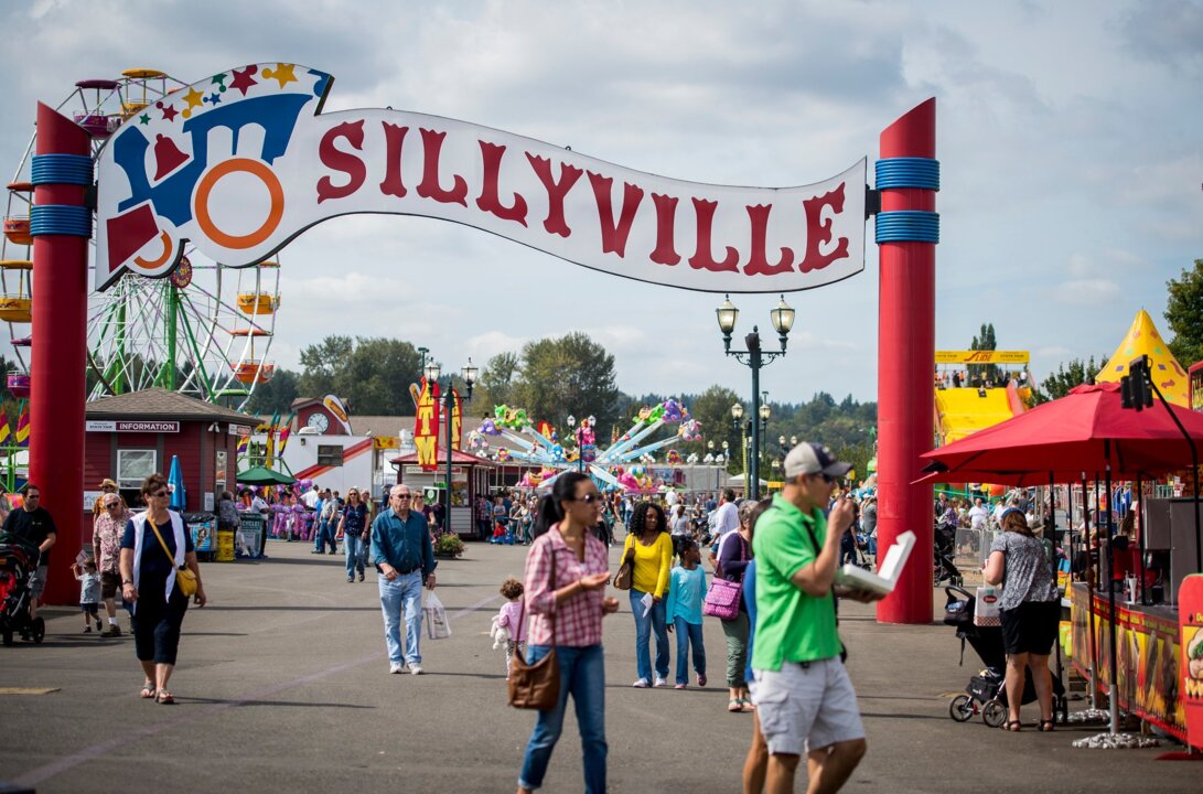 Metal detectors, mandatory bag checks added at Puyallup fair | Tacoma