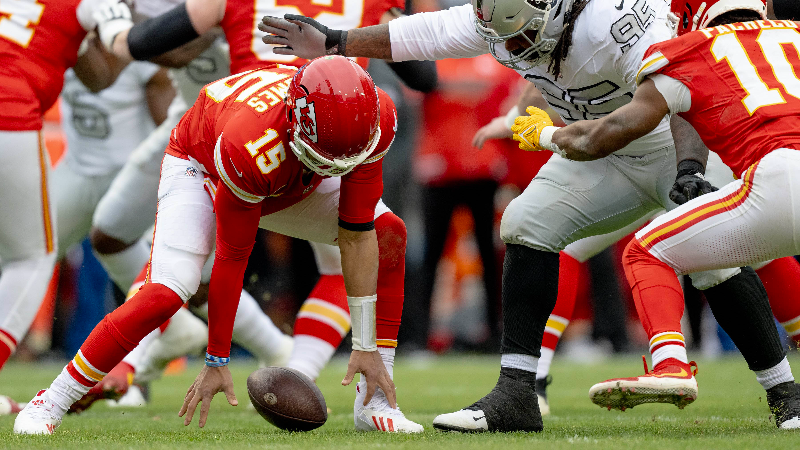 Four Takeaways From the KC Chiefs' 20-14 Loss to the Raiders