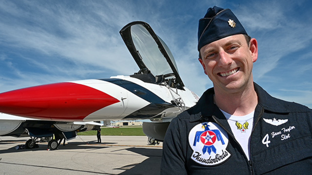 U.S. Air Force Thunderbirds pilot excited to get KC barbecue after