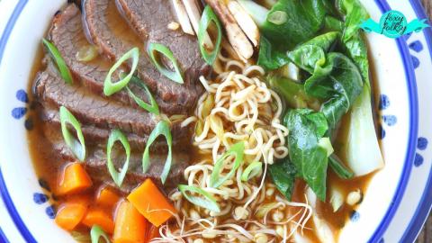 SPICY BEEF RAMEN NOODLE SOUP RECIPE | FOXY FOLKSY - Moder...