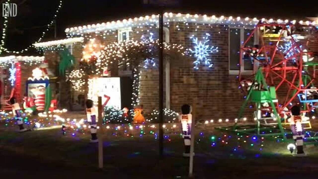 Highland IL Christmas holiday lights display contest winner