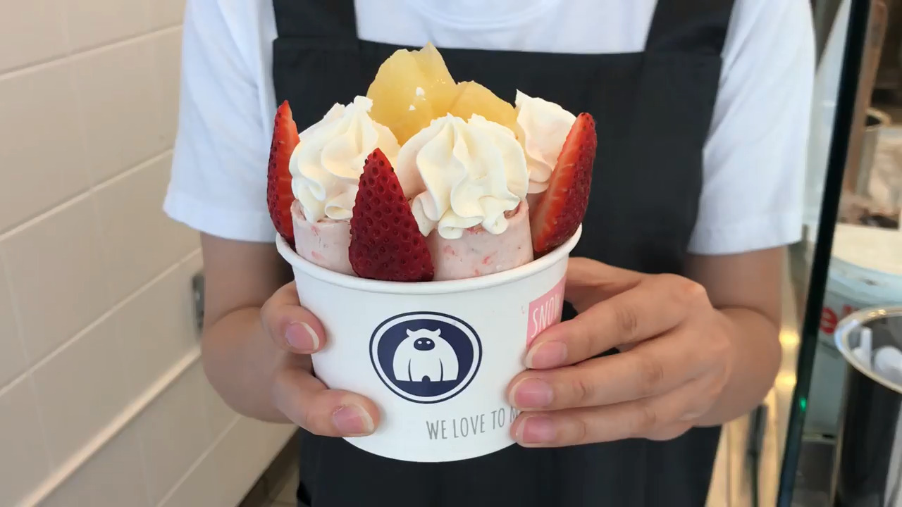 Video New ice cream restaurant opens in Fairview Heights IL