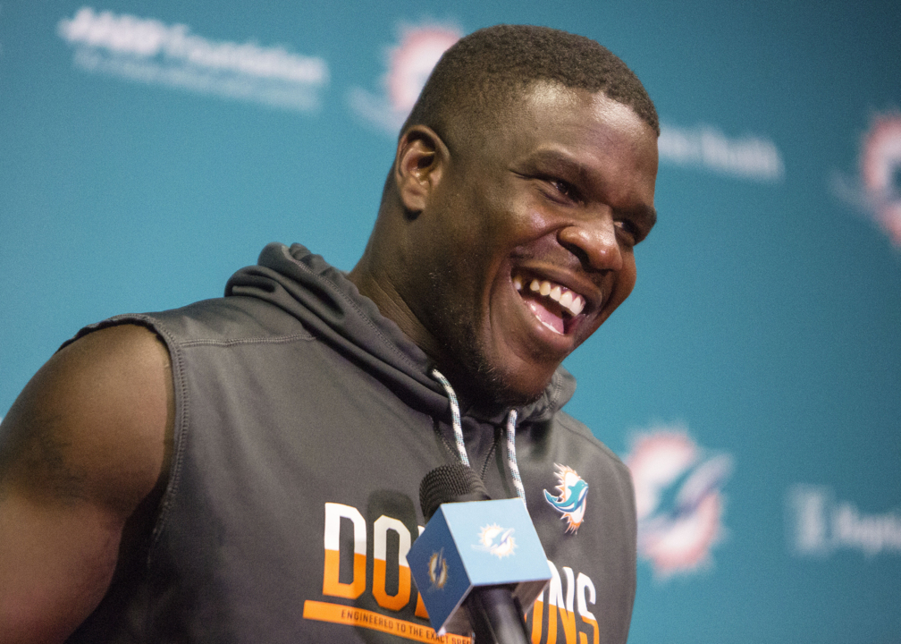 Ageless Gore faces former team when Dolphins play Colts