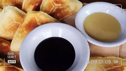 TasteHB230 _ Easy Pancake Waffle