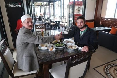 Crossing From France Into Italy _ Hitchhiking France-Viet...