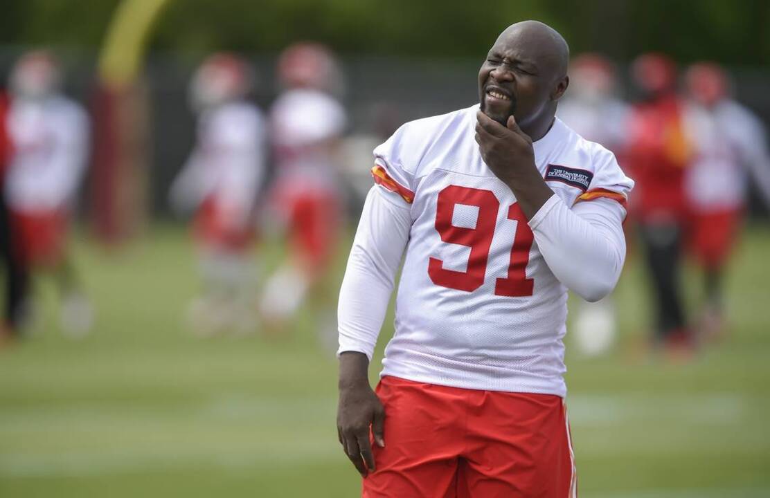 Chiefs linebacker Tamba Hali: From war-torn Liberia to NFL glory, Kansas  City Chiefs