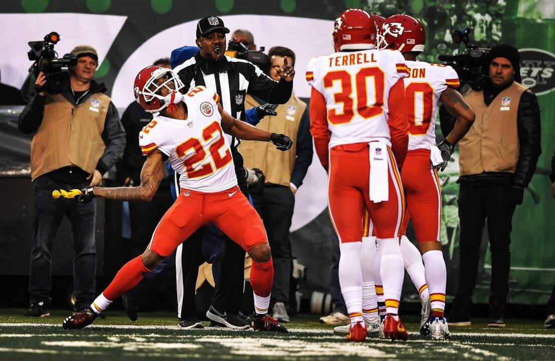 Chiefs suspend Marcus Peters; will miss game against Raiders – East Bay  Times