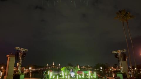 Epcot - DVC Moonlight Magic Member Fireworks Show - 1/25/...