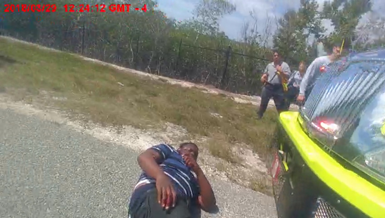 Video Shows Shooting After Man Grabs Miami Dade Cop S Taser Miami Herald
