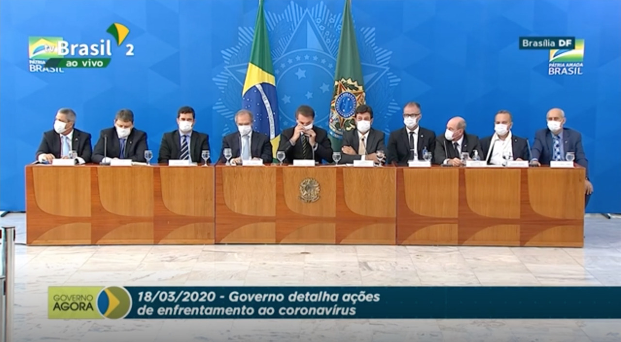 Miles de brasileños protestan contra el presidente Bolsonaro por ...