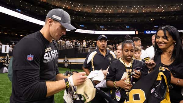 Drew Brees announces $5M donation to build healthcare centers in La.