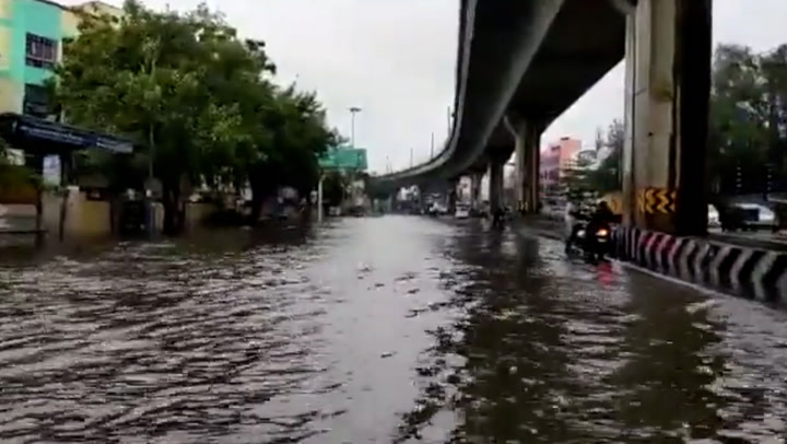 Death toll rises as flooding persists in India | AccuWeather