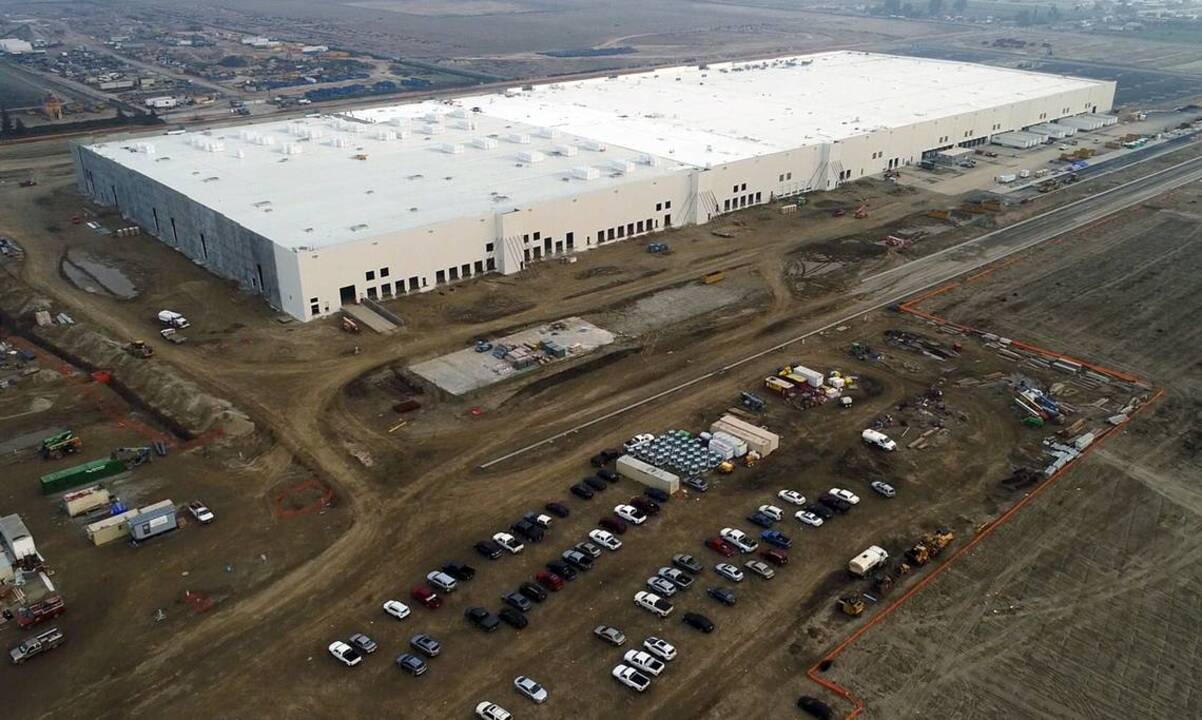 Drone flyover of the Amazon warehouse being built on the southern edge