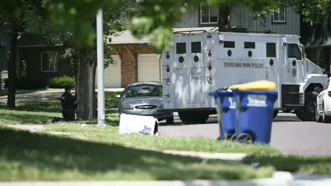 Overland Park police involved in standoff with resident Kansas City Star