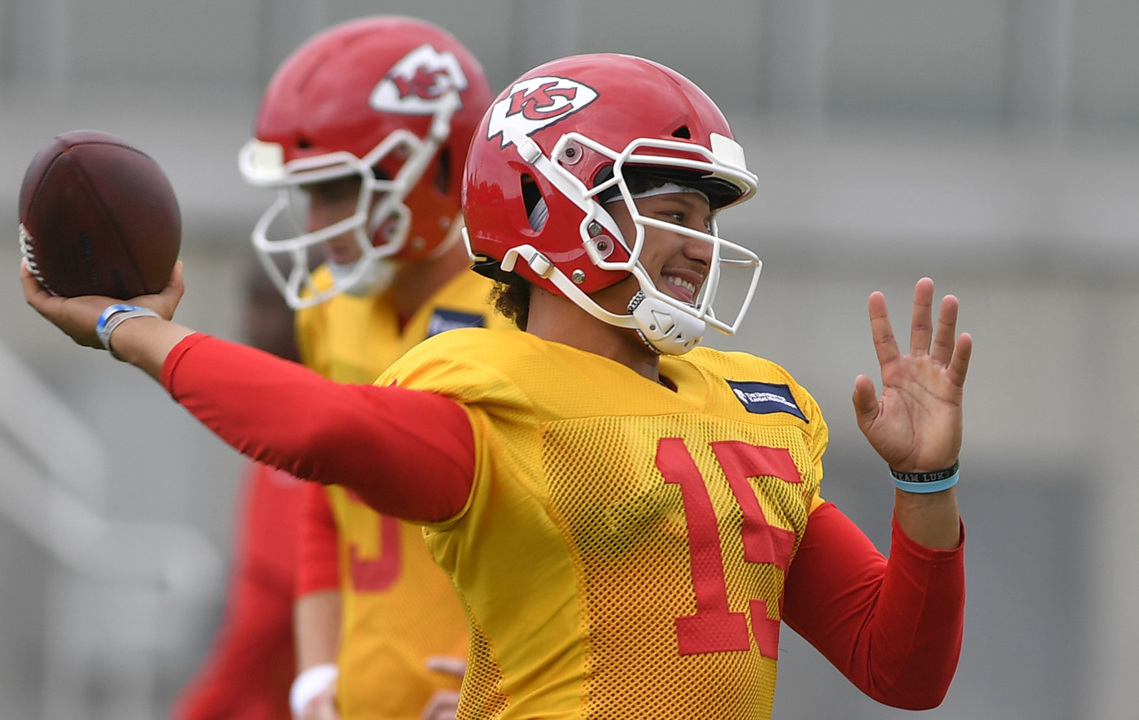 NFL TV Schedule 2019: What time, channel is Kansas City Chiefs vs. Oakland  Raiders (9/15/19) FREE Live stream, updated betting line