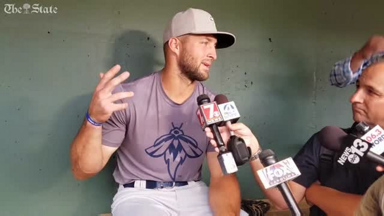 tim-tebow-leaving-the-columbia-fireflies - Charlotte Stories