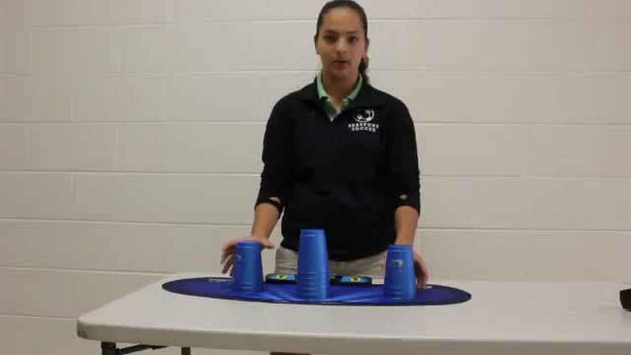 Video Anna Smith's demonstrates worldrecord cup stacking skills