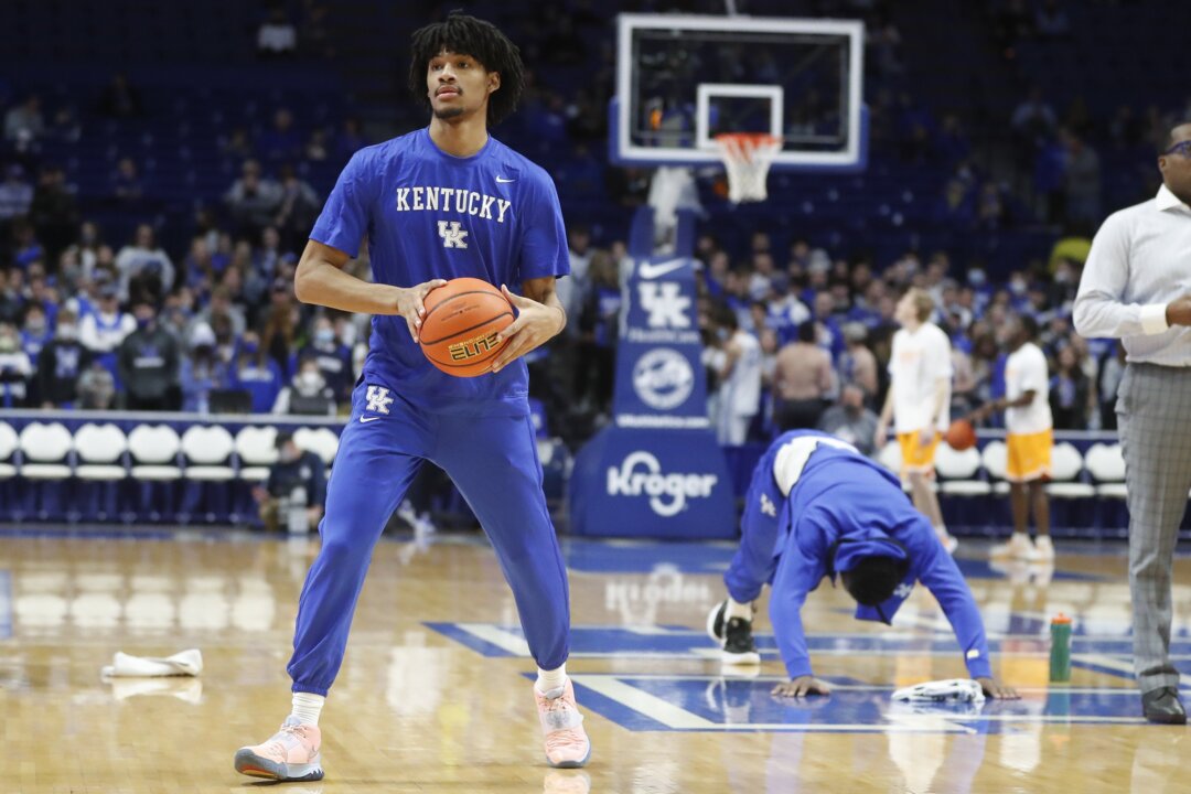 Kentucky's Shaedon Sharpe enters 2022 NBA Draft, but former No. 1 recruit  leaves an option to return open 